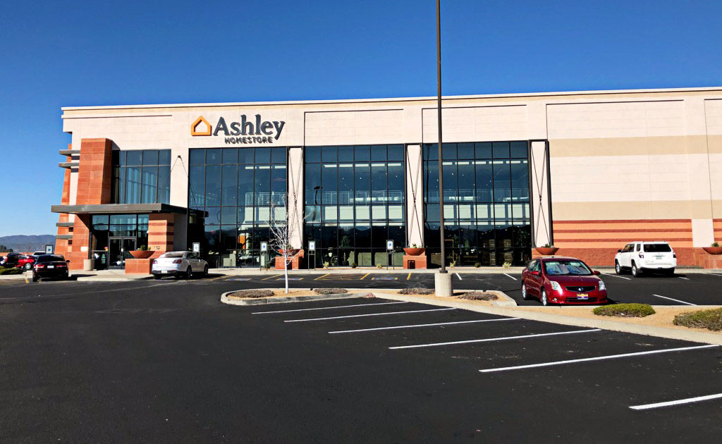 Ashley HomeStore Opens in Prescott, Arizona 3