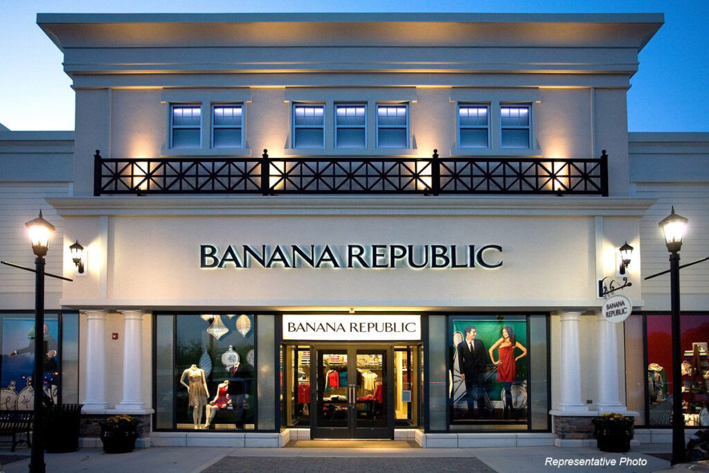 Velocity Retail Finalizes Banana Republic Biltmore Area Location 2
