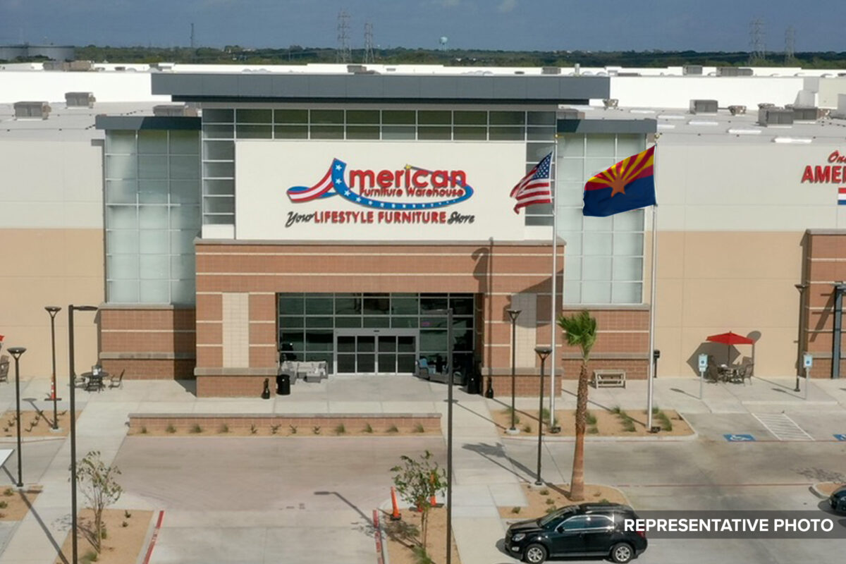 Velocity Retail Group Completes 149,609 SF Lease To American Furniture